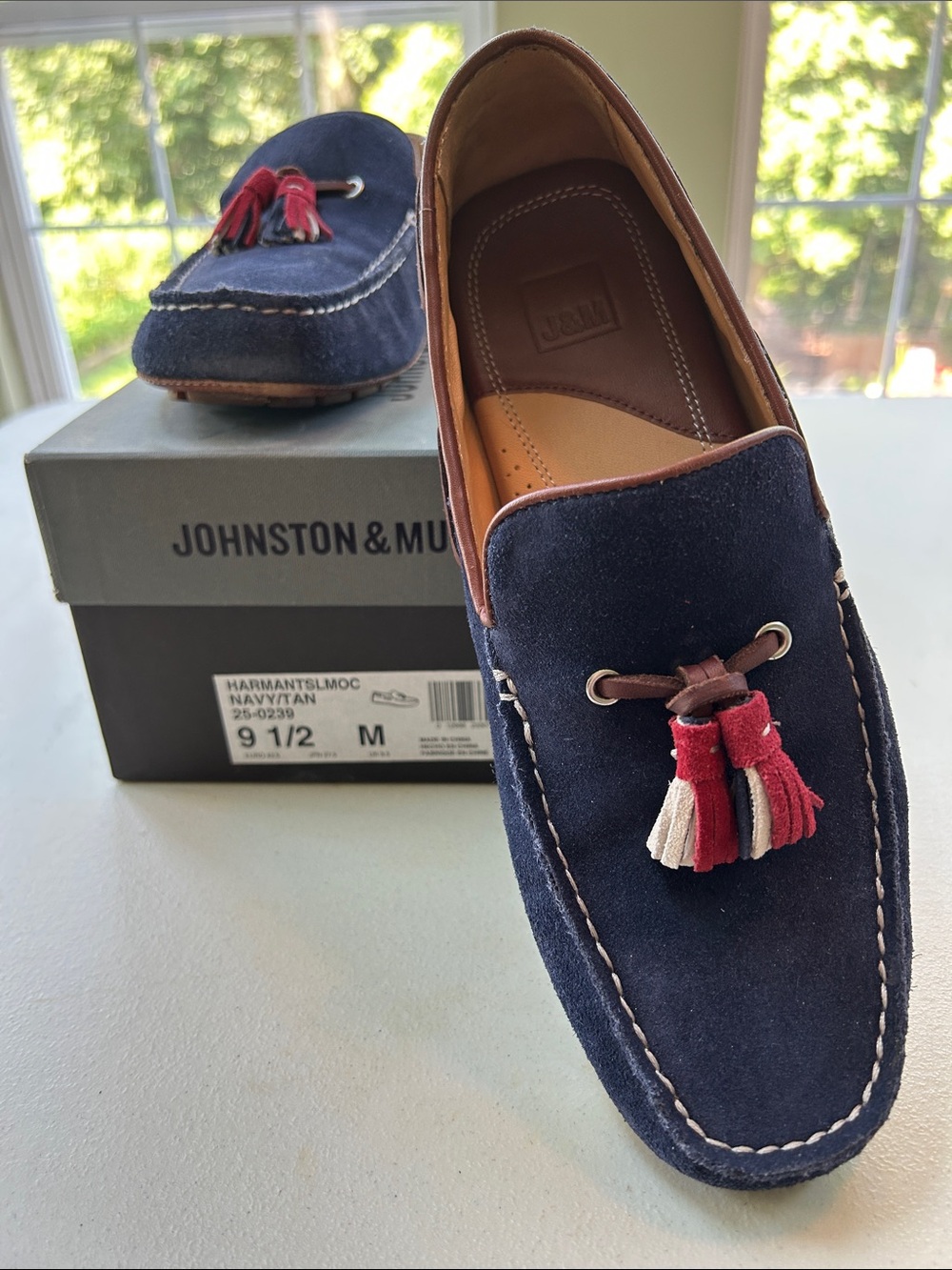 Johnston & Murphy Hartman. Navy Suede Tassel Driving Loafers Red & Cream Accent